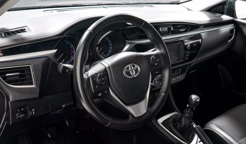 2016 Toyota Corolla full