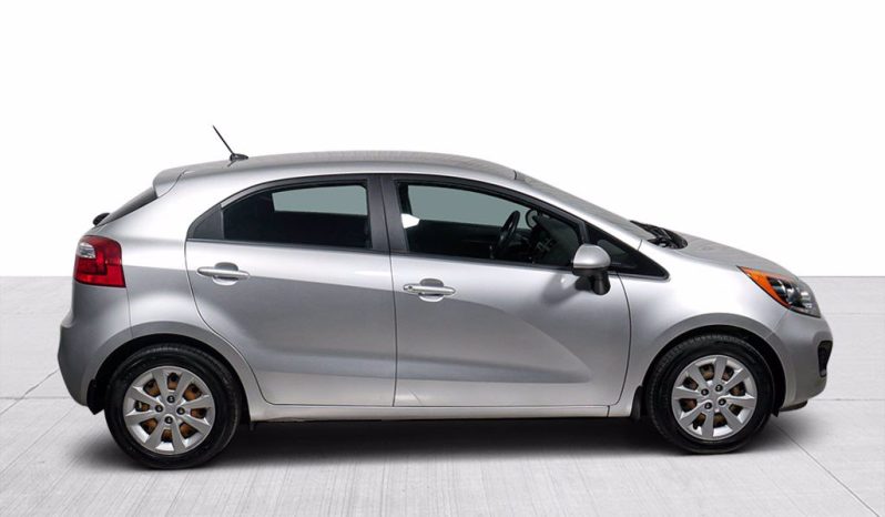 2015 Kia Rio 5 full