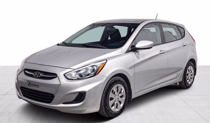 2015 Hyundai Accent full