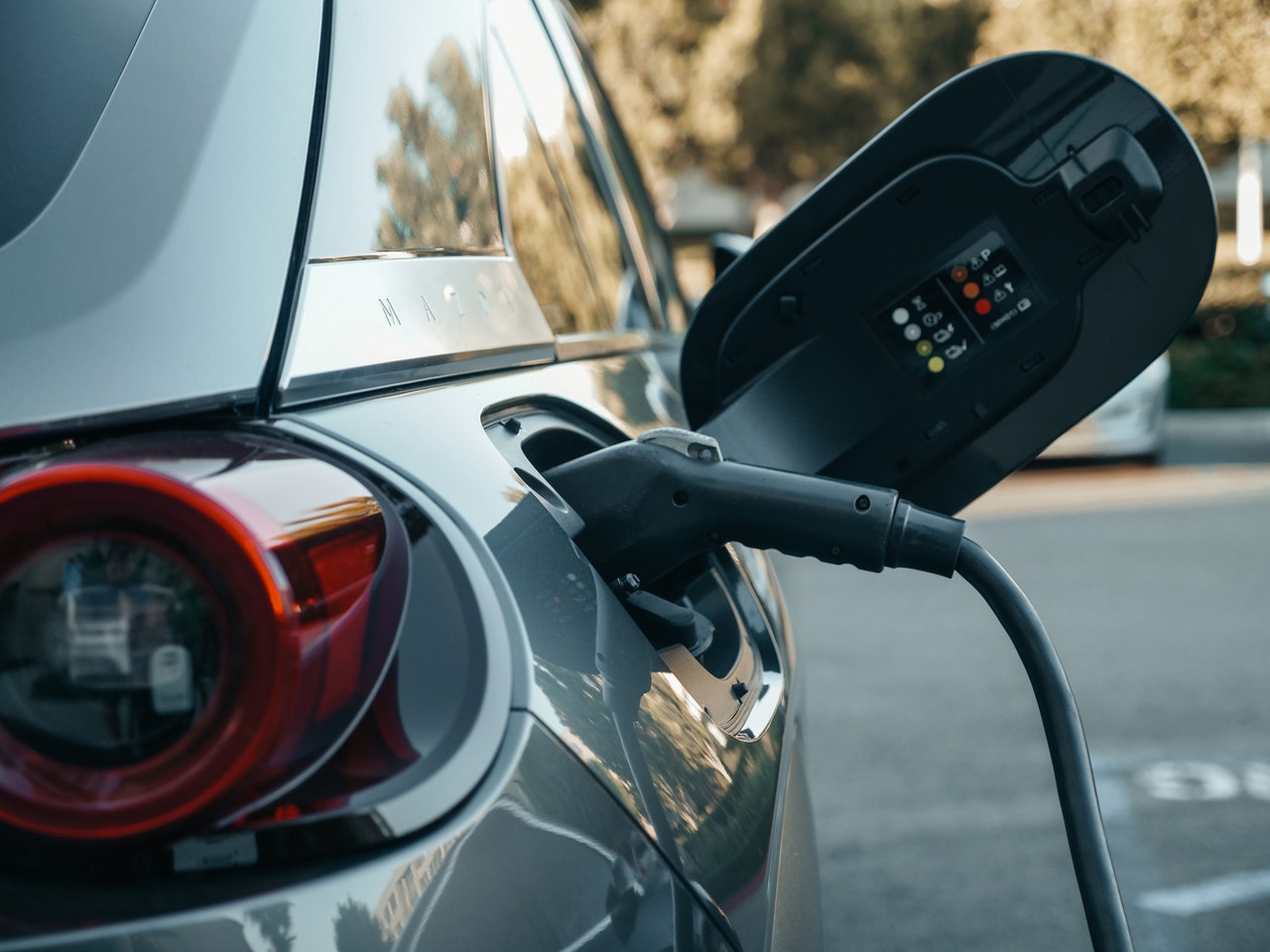Acheter une voiture électrique usagée